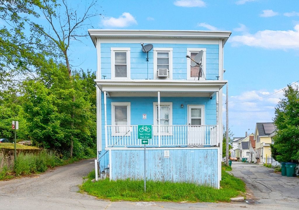 20 4th St, Fitchburg, MA 01420