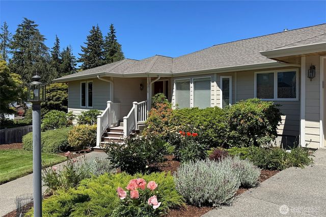 2015 W 7th Street, Port Angeles, WA 98363