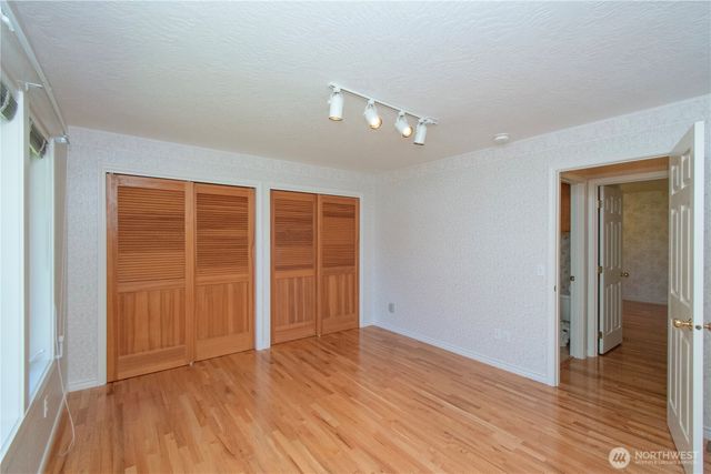 2015 W 7th Street, Port Angeles, WA 98363