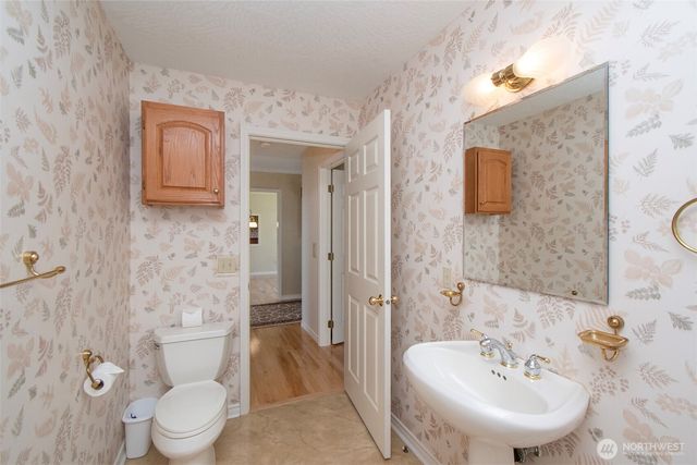 2015 W 7th Street, Port Angeles, WA 98363