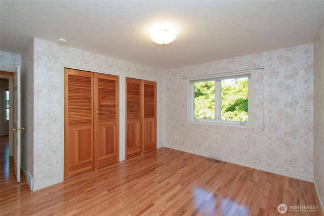 2015 W 7th Street, Port Angeles, WA 98363