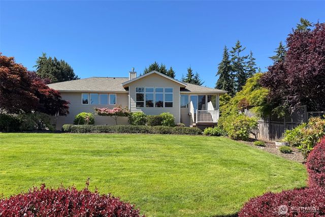2015 W 7th Street, Port Angeles, WA 98363