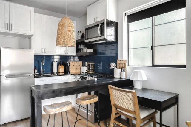 654 S Soto st, Los Angeles, CA 90023