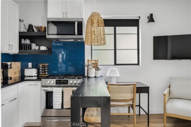 654 S Soto st, Los Angeles, CA 90023