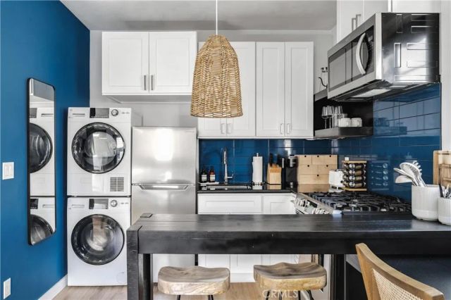 654 S Soto st, Los Angeles, CA 90023