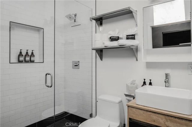 654 S Soto st, Los Angeles, CA 90023