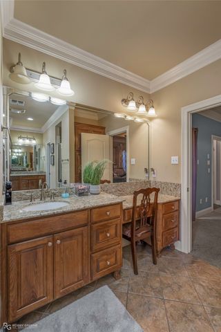 125 Horseguards Avenue, Bossier City, LA 71111