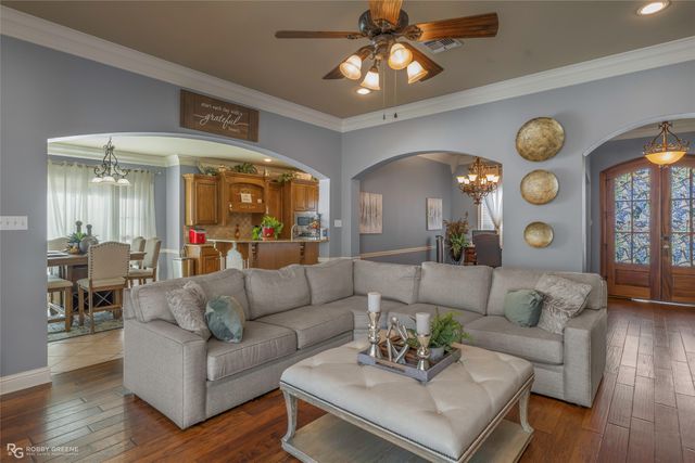 125 Horseguards Avenue, Bossier City, LA 71111