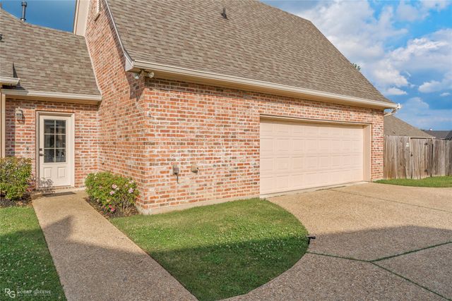 125 Horseguards Avenue, Bossier City, LA 71111