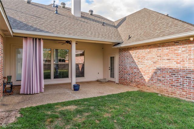 125 Horseguards Avenue, Bossier City, LA 71111