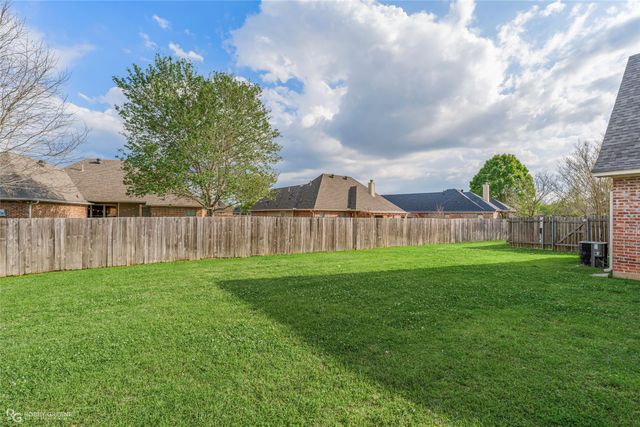 125 Horseguards Avenue, Bossier City, LA 71111