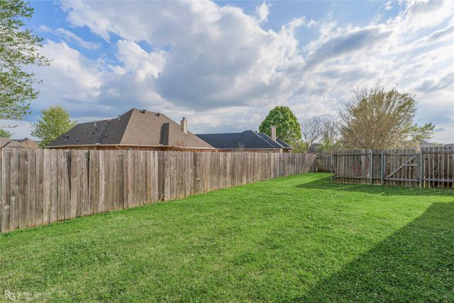 125 Horseguards Avenue, Bossier City, LA 71111