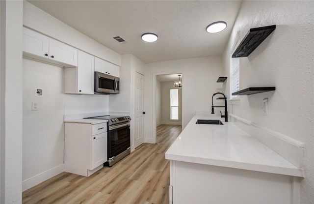 16703 Hibiscus Lane, Friendswood, TX 77546