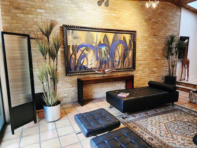 7 Gallery Court D, San Antonio, TX 78209