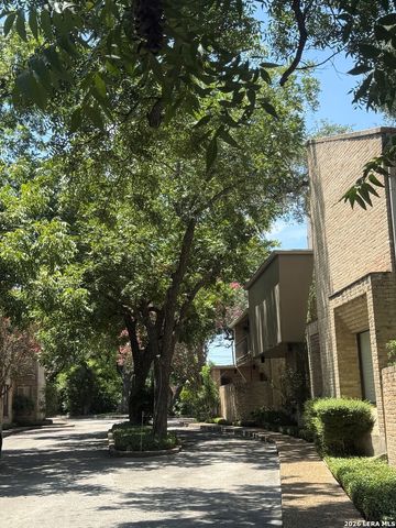 7 Gallery Court D, San Antonio, TX 78209