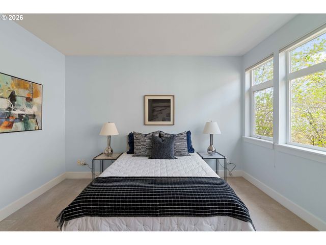 3043 Nw MONTARA Loop, Portland, OR 97229