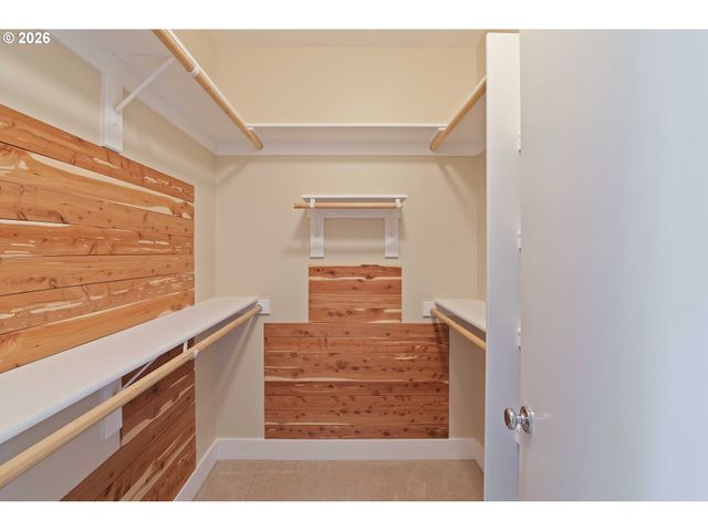 3043 Nw MONTARA Loop, Portland, OR 97229
