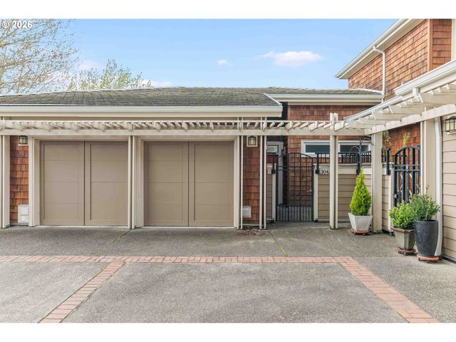 3043 Nw MONTARA Loop, Portland, OR 97229