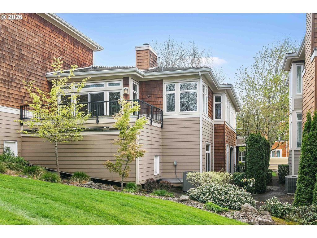 3043 Nw MONTARA Loop, Portland, OR 97229