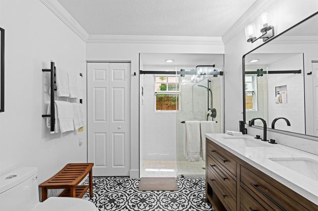 521 33RD Street, West Palm Beach, FL 33407