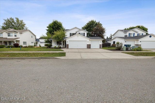 9166 N Entiate Dr, Hayden, ID 83835