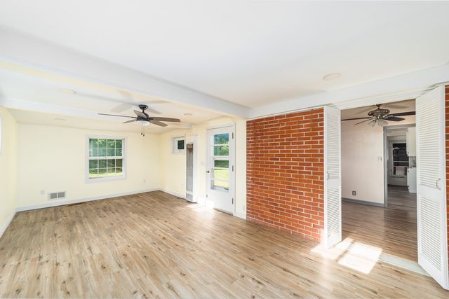 679 Coleman Rd., Mansfield, OH 44903