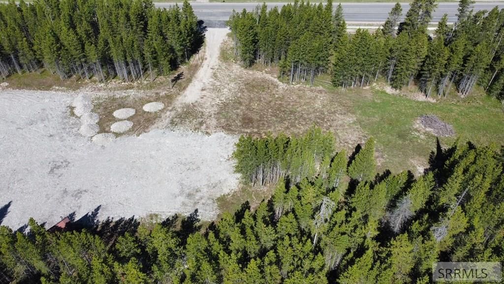 Image 4 of property listing at 4418 Hwy 20, Island Park, ID 83429