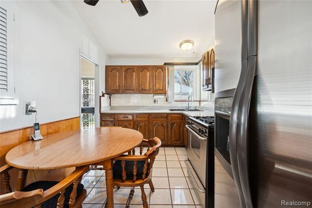 19192 Archer Street, Detroit, MI 48219