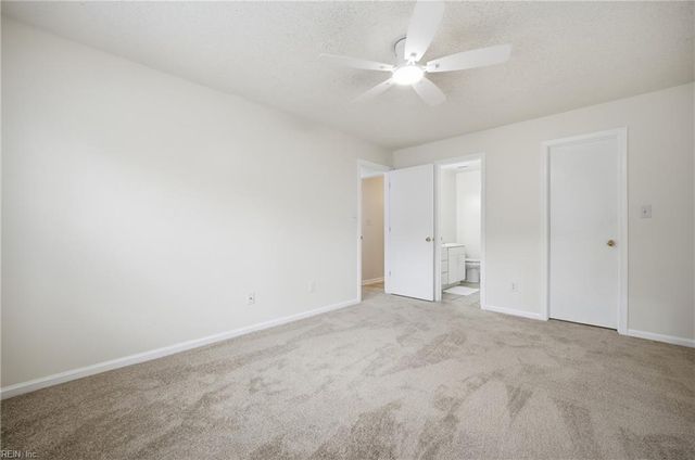 604 Rue Saint La Rogue, Chesapeake, VA 23320