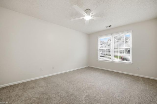 604 Rue Saint La Rogue, Chesapeake, VA 23320