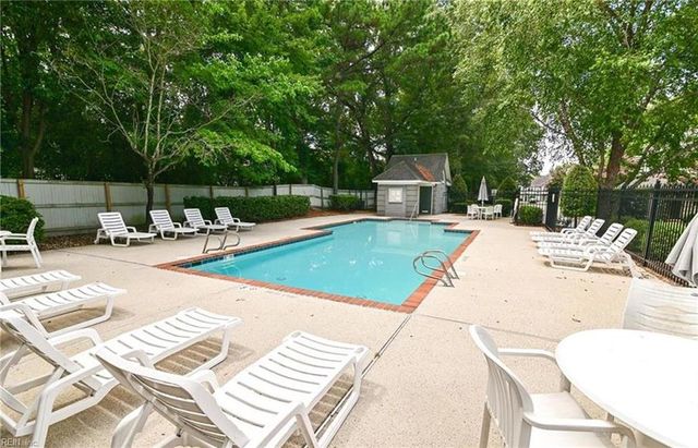 604 Rue Saint La Rogue, Chesapeake, VA 23320