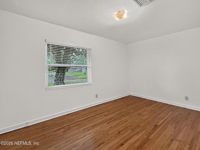 6306 ROMILLY Drive S, Jacksonville, FL 32210