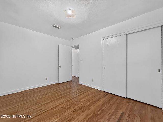 6306 ROMILLY Drive S, Jacksonville, FL 32210