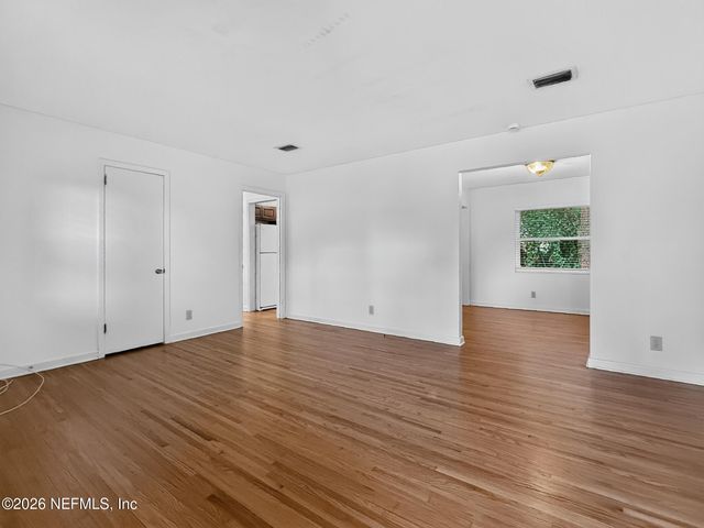 6306 ROMILLY Drive S, Jacksonville, FL 32210