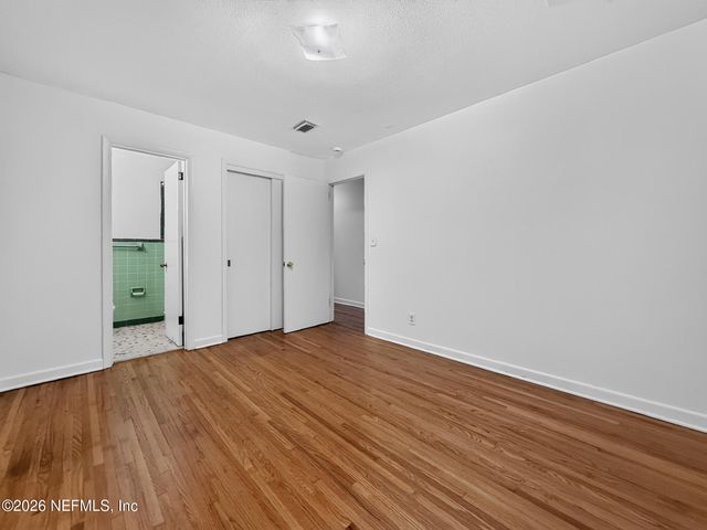 6306 ROMILLY Drive S, Jacksonville, FL 32210
