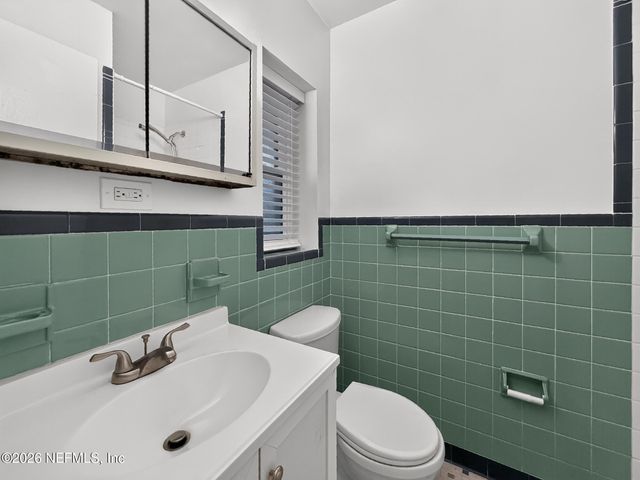 6306 ROMILLY Drive S, Jacksonville, FL 32210