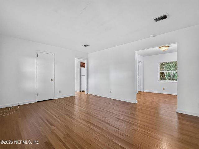 6306 ROMILLY Drive S, Jacksonville, FL 32210