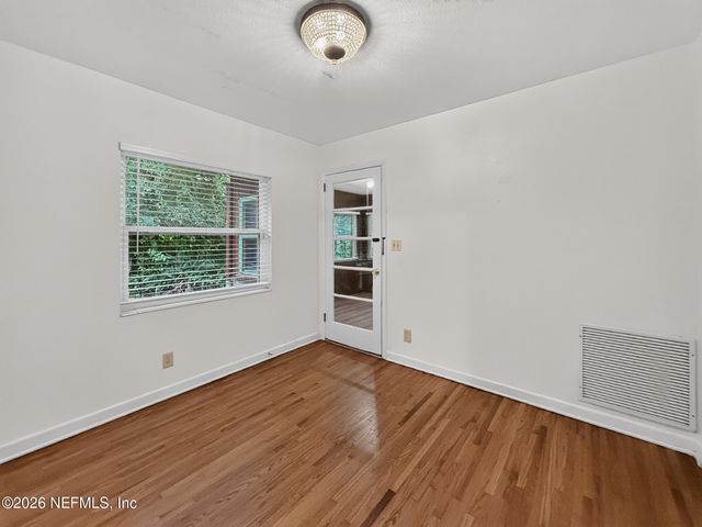 6306 ROMILLY Drive S, Jacksonville, FL 32210