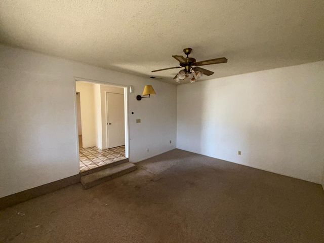 227 Sepulveda Dr, Stockton, CA 95210