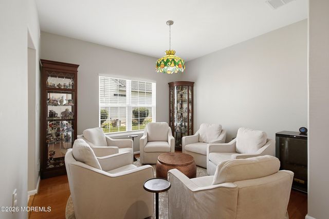 142 Eleanor Road, Manchester, NJ 08759