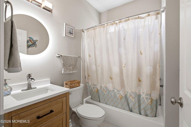 142 Eleanor Road, Manchester, NJ 08759