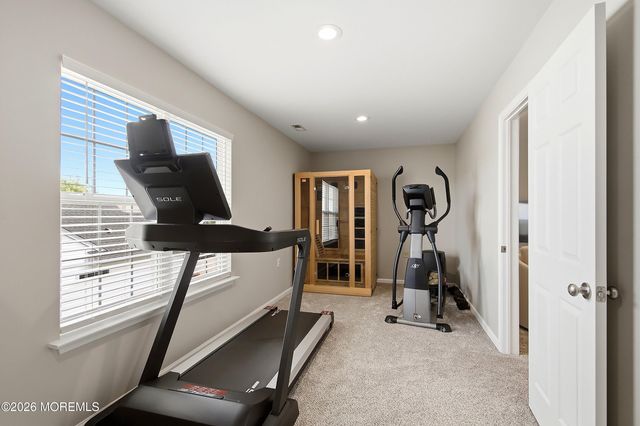 142 Eleanor Road, Manchester, NJ 08759