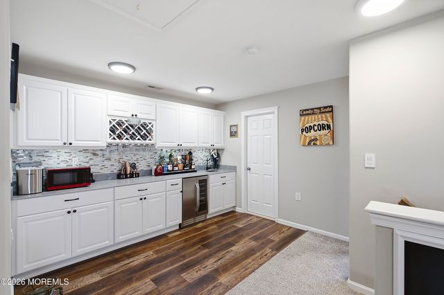 142 Eleanor Road, Manchester, NJ 08759