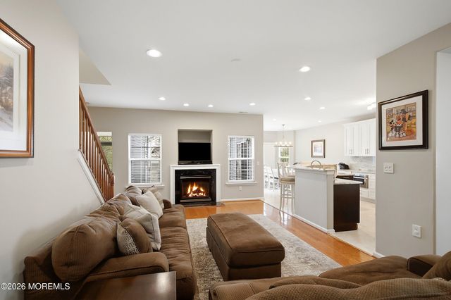 142 Eleanor Road, Manchester, NJ 08759