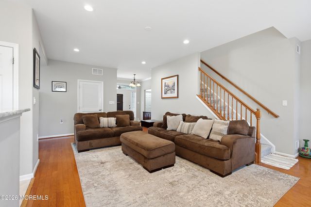 142 Eleanor Road, Manchester, NJ 08759