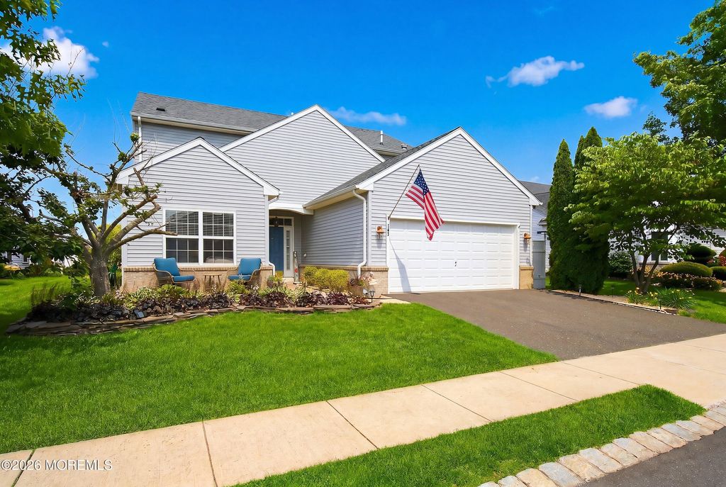 142 Eleanor Road, Manchester, NJ 08759