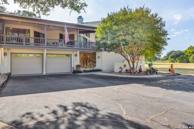 122 Cliffdwellers Path, Boerne, TX 78006