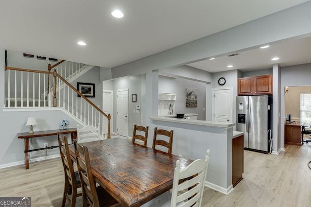 7804 Keepsake Lane, Flowery Branch, GA 30542