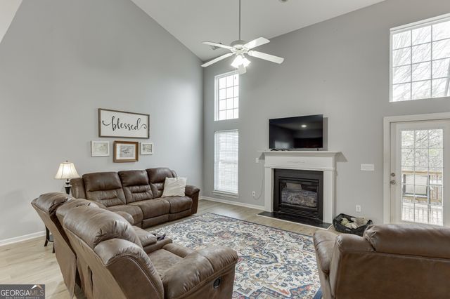 7804 Keepsake Lane, Flowery Branch, GA 30542