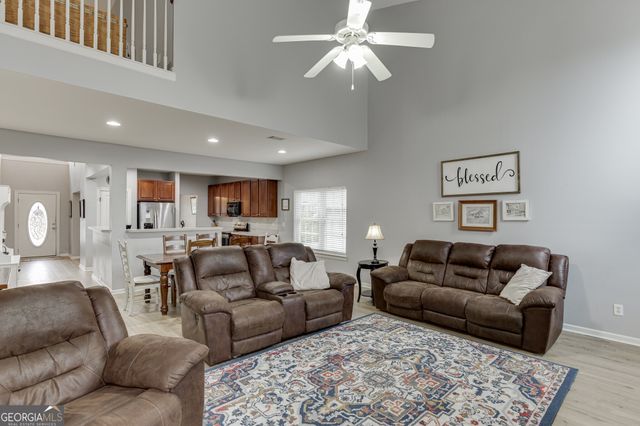 7804 Keepsake Lane, Flowery Branch, GA 30542